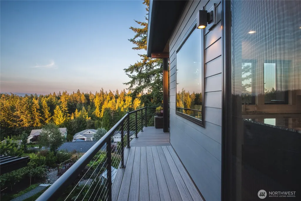 3950 Rock Ridge Parkway Anacortes WA 98221