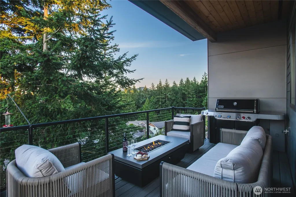 3950 Rock Ridge Parkway Anacortes WA 98221