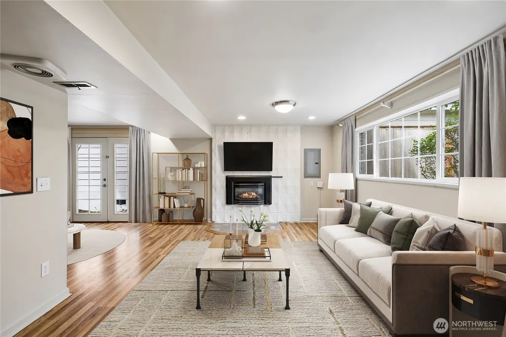 8912 229th Place SW Edmonds WA 98026