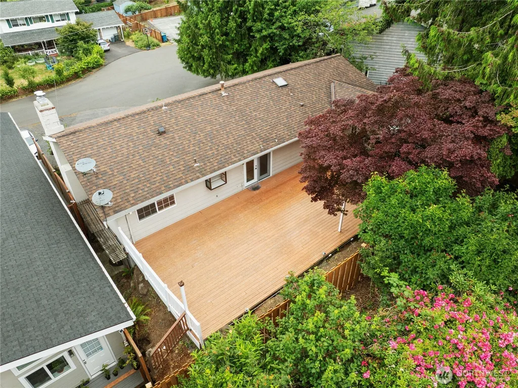 8912 229th Place SW Edmonds WA 98026