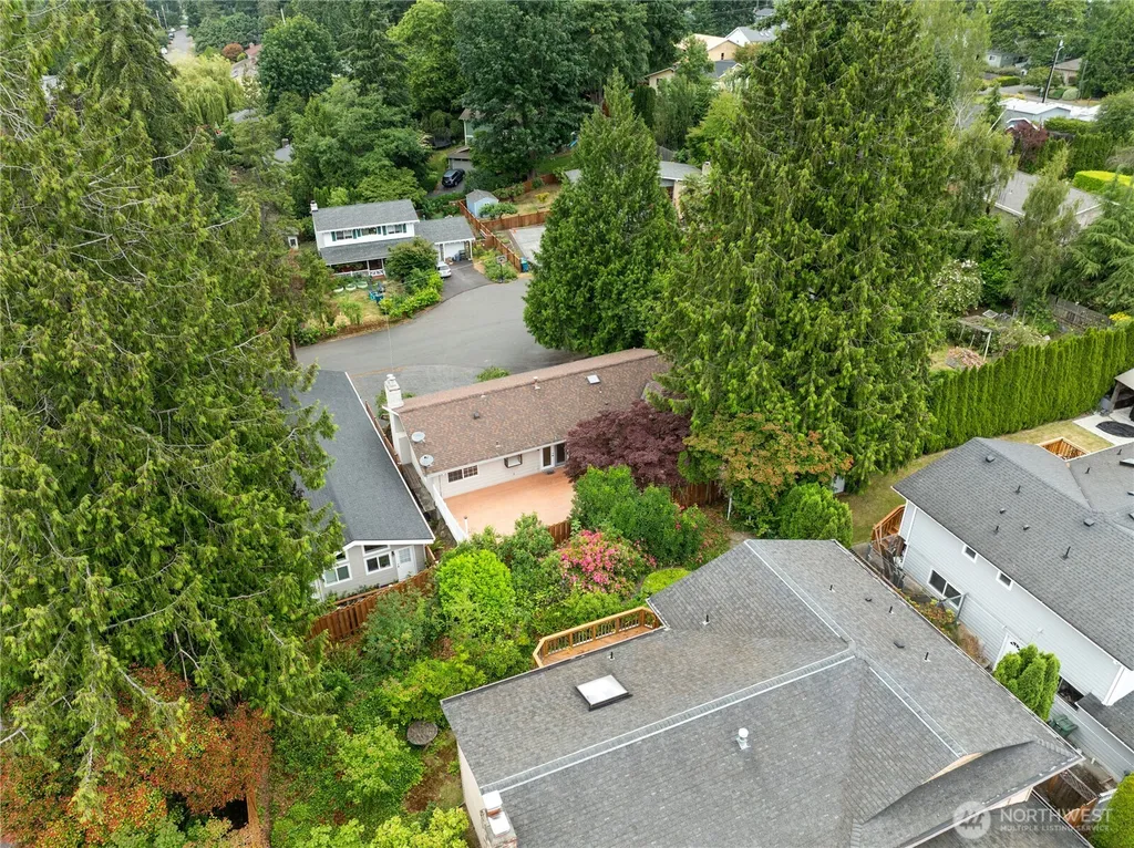 8912 229th Place SW Edmonds WA 98026