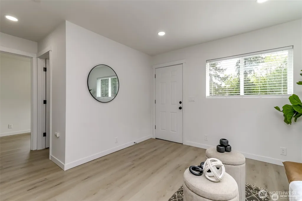1408 Price Road Bremerton WA 98312