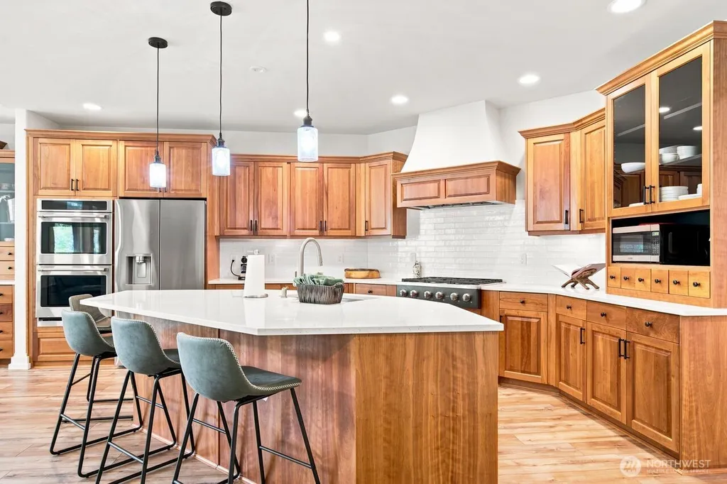 22407 SE Sawyer Ridge Way Black Diamond WA 98010