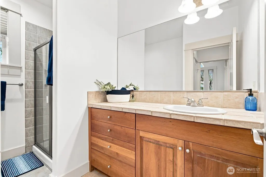 22407 SE Sawyer Ridge Way Black Diamond WA 98010