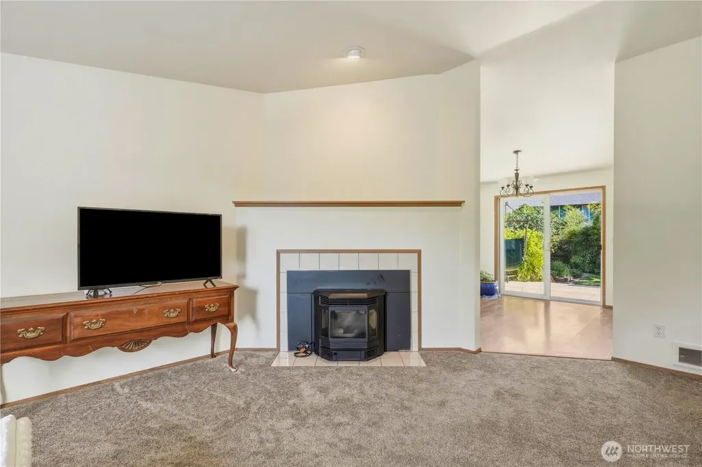 1486 Pilchuck Drive Camano Island WA 98282