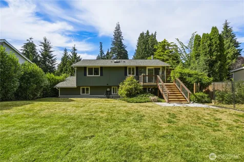 1486 Pilchuck Drive Camano Island WA 98282
