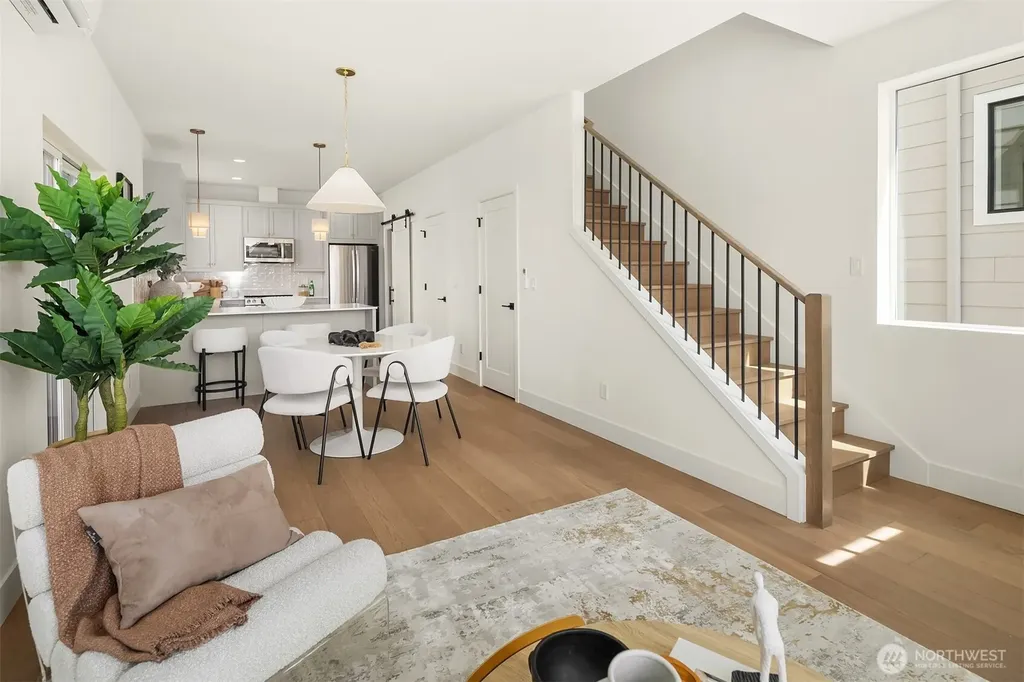 3444 13th Avenue W Seattle WA 98119