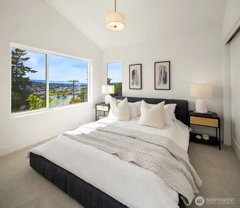 3444 13th Avenue W Seattle WA 98119