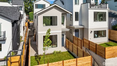 3444 13th Avenue W Seattle WA 98119