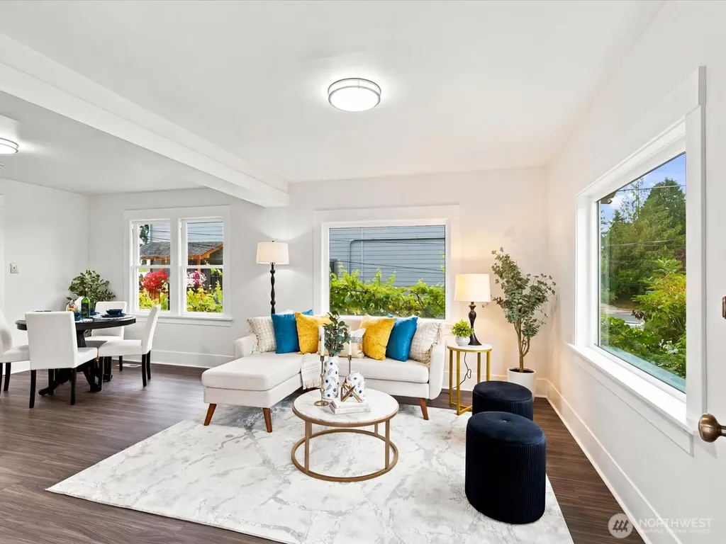 8848 13th Avenue SW Seattle WA 98106