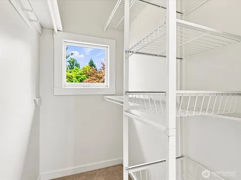 8848 13th Avenue SW Seattle WA 98106