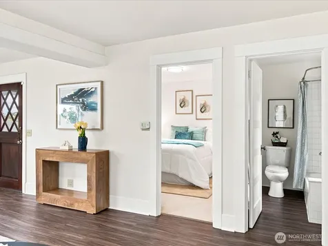 8848 13th Avenue SW Seattle WA 98106