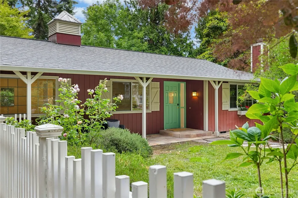 10796 Manitou Beach Drive NE Bainbridge Island WA 98110