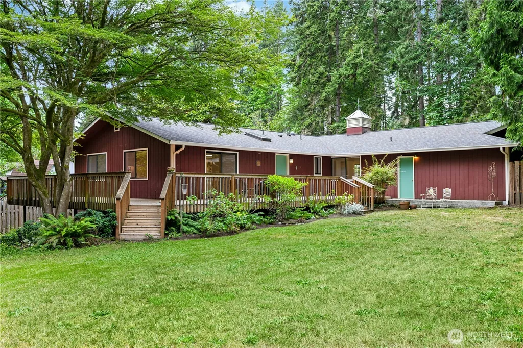 10796 Manitou Beach Drive NE Bainbridge Island WA 98110