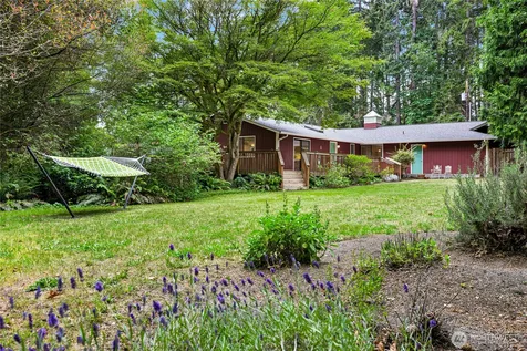 10796 Manitou Beach Drive NE Bainbridge Island WA 98110