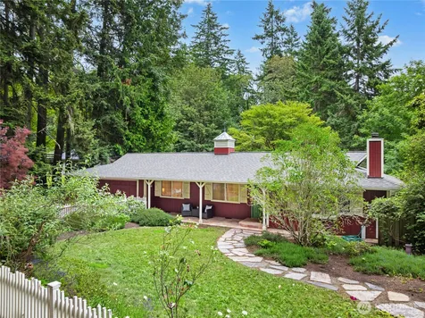 10796 Manitou Beach Drive NE Bainbridge Island WA 98110
