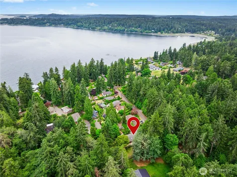10796 Manitou Beach Drive NE Bainbridge Island WA 98110