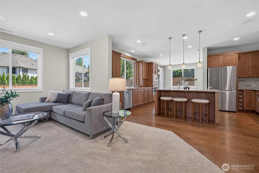 21056 SE 6th Place Sammamish WA 98074