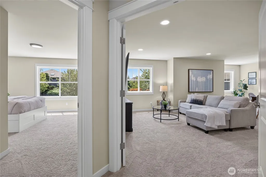 21056 SE 6th Place Sammamish WA 98074
