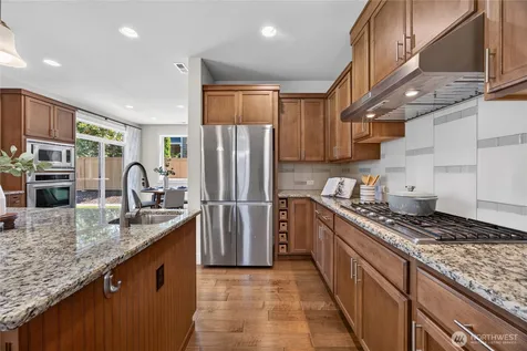 21056 SE 6th Place Sammamish WA 98074