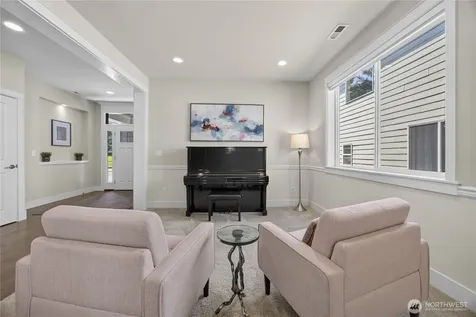 21056 SE 6th Place Sammamish WA 98074