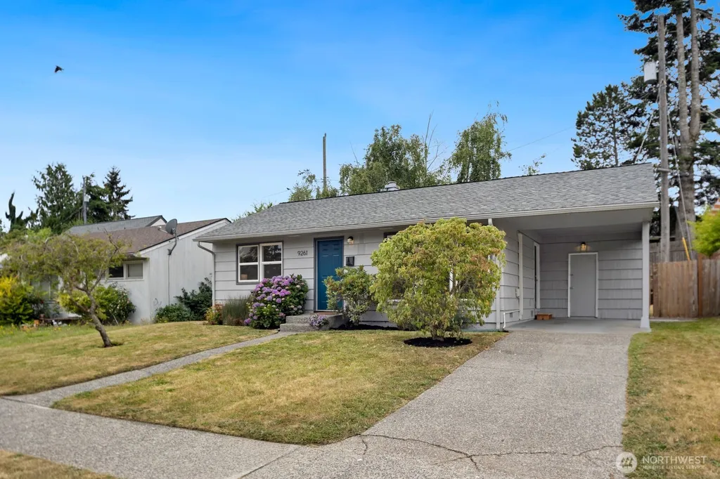 9261 31st Avenue SW Seattle WA 98126