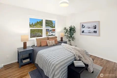 9261 31st Avenue SW Seattle WA 98126