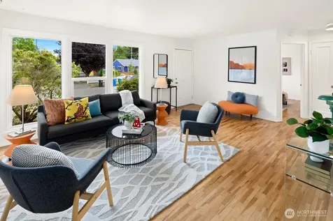9261 31st Avenue SW Seattle WA 98126