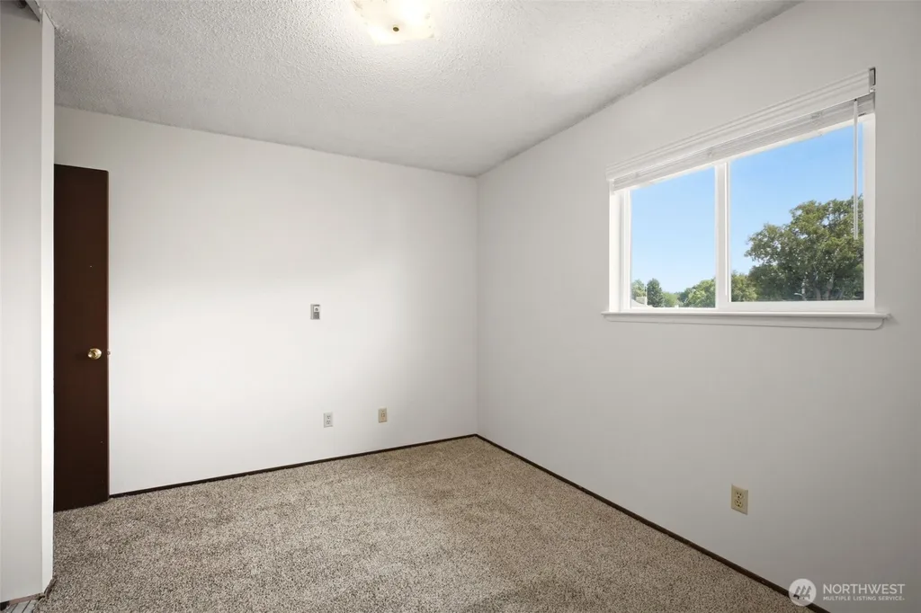 100 N 56th Avenue Yakima WA 98908