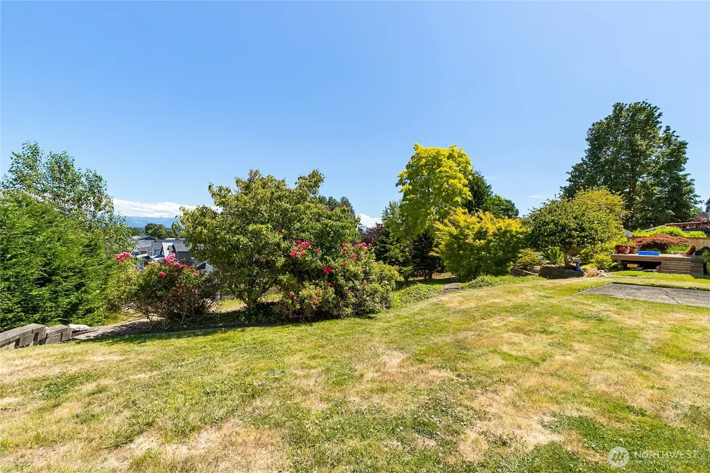 6188 Lincoln Drive Ferndale WA 98248