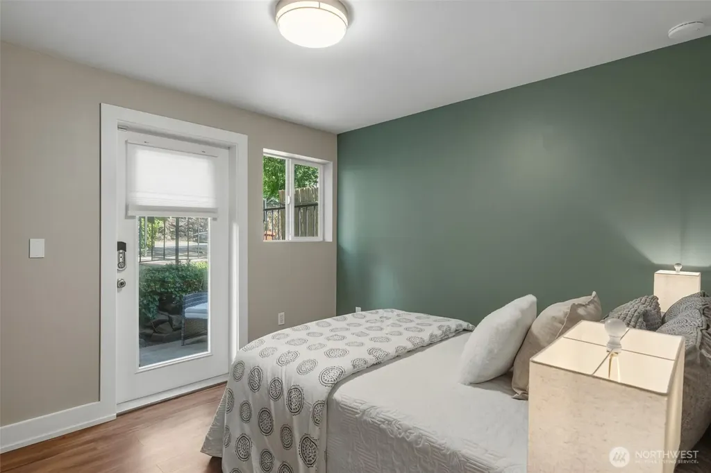 4831 Fauntleroy Way SW Seattle WA 98116