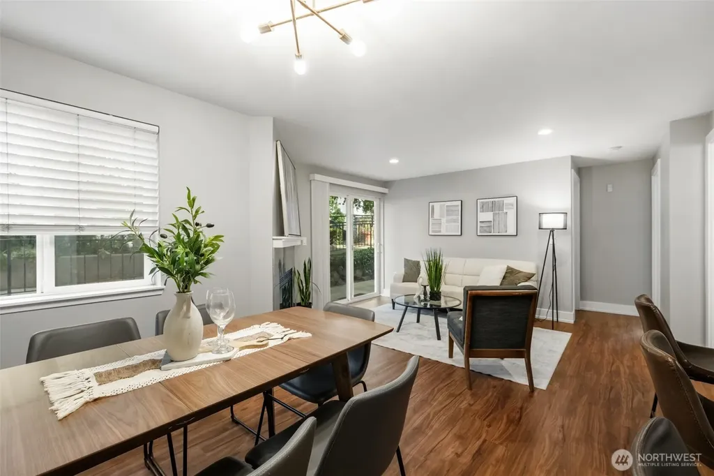 4831 Fauntleroy Way SW Seattle WA 98116