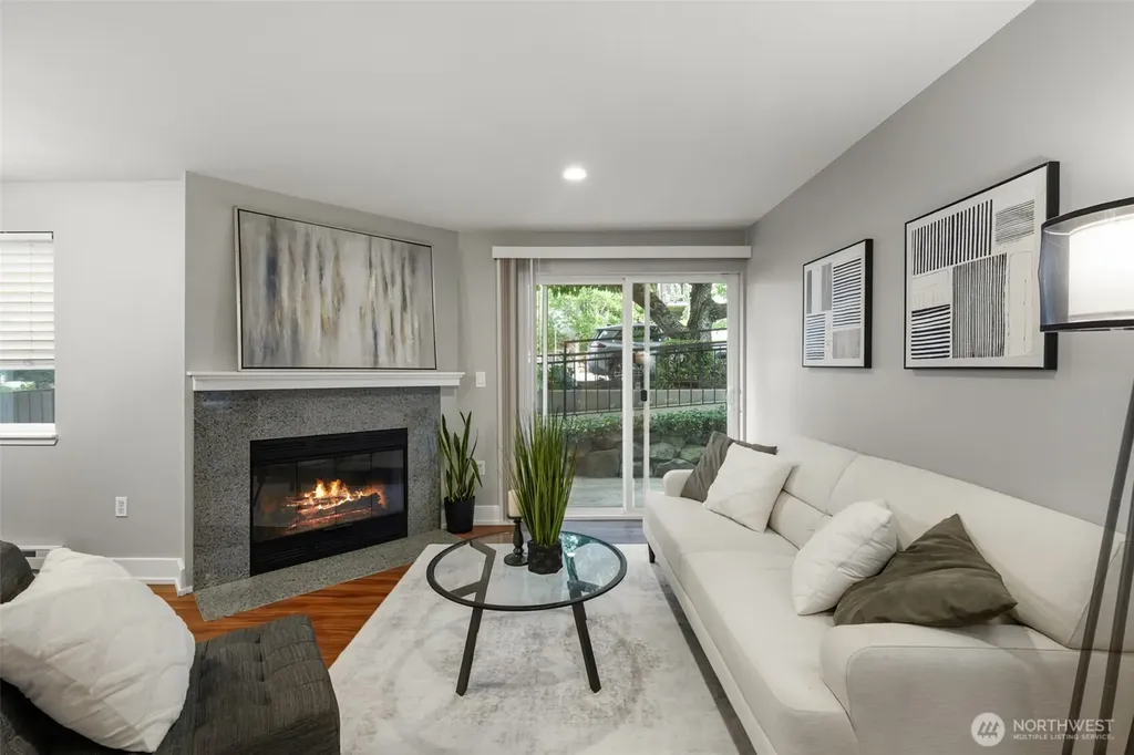 4831 Fauntleroy Way SW Seattle WA 98116