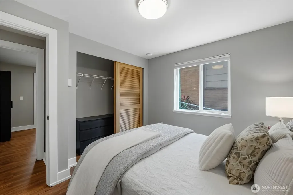 4831 Fauntleroy Way SW Seattle WA 98116