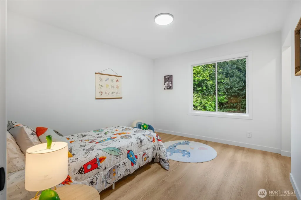 10723 Densmore Avenue N Seattle WA 98133