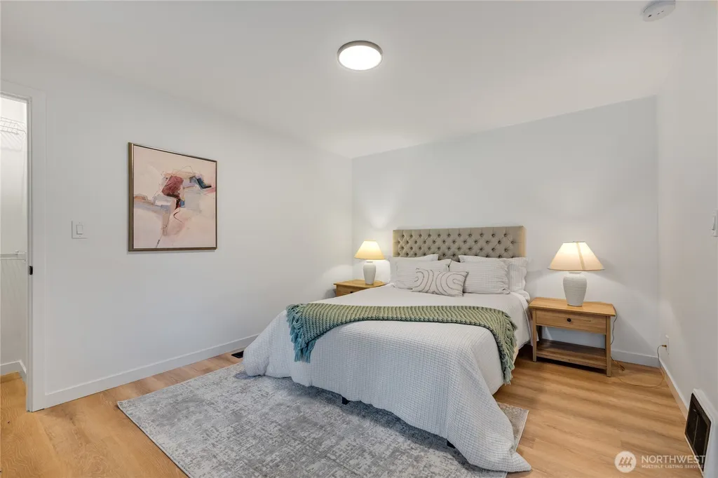 10723 Densmore Avenue N Seattle WA 98133