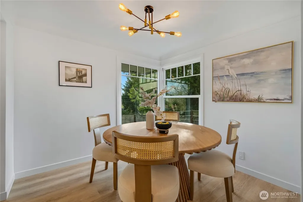 10723 Densmore Avenue N Seattle WA 98133
