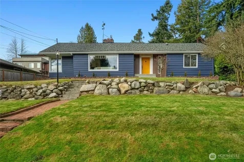 10723 Densmore Avenue N Seattle WA 98133
