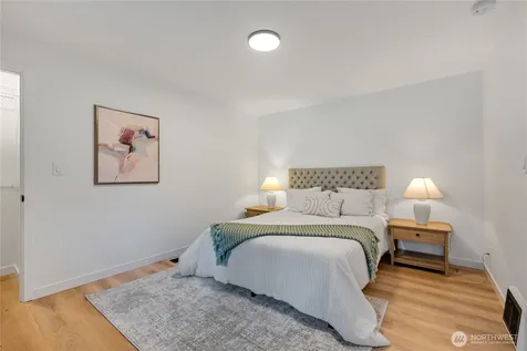 10723 Densmore Avenue N Seattle WA 98133