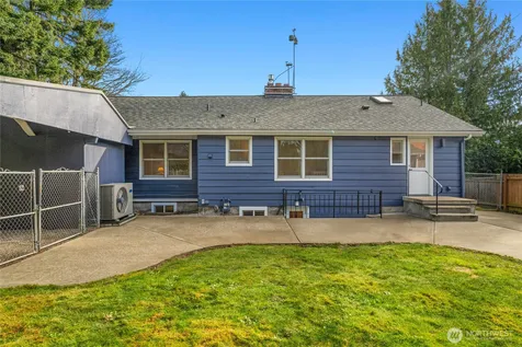 10723 Densmore Avenue N Seattle WA 98133