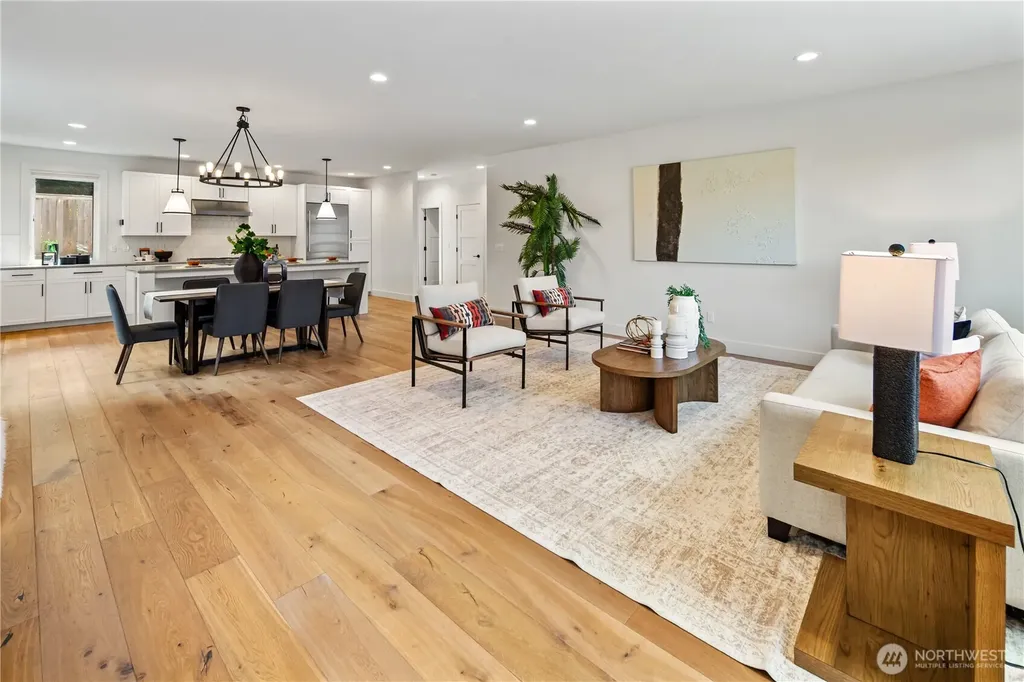 6538 11th Avenue NW Seattle WA 98117
