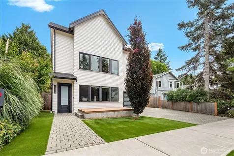 6538 11th Avenue NW Seattle WA 98117