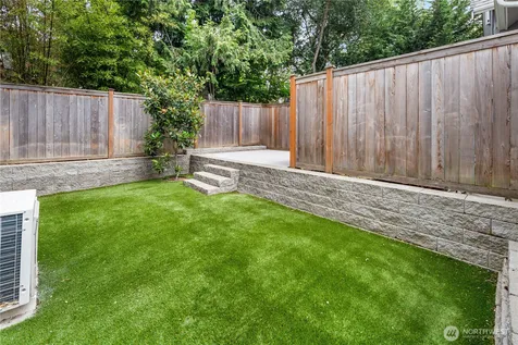6538 11th Avenue NW Seattle WA 98117