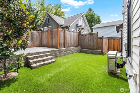 6538 11th Avenue NW Seattle WA 98117