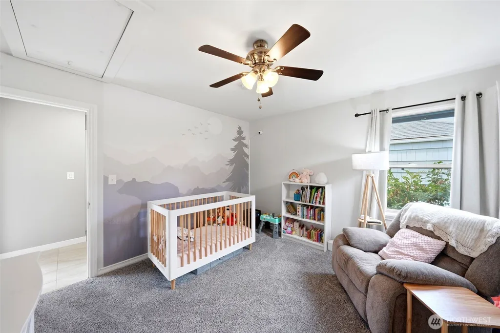 9725 Phinney Avenue N Seattle WA 98103