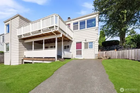 9725 Phinney Avenue N Seattle WA 98103