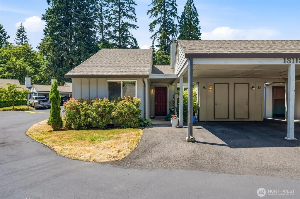13113 NW 8th Avenue Vancouver WA 98685