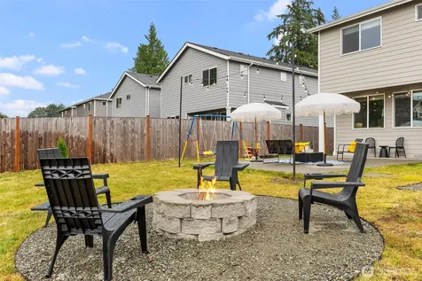 423 205th Street SW Lynnwood WA 98036