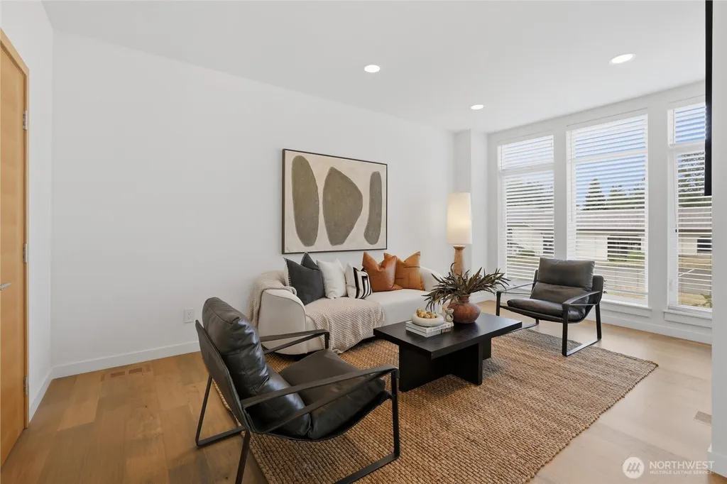 1427 136th Court NE Bellevue WA 98005