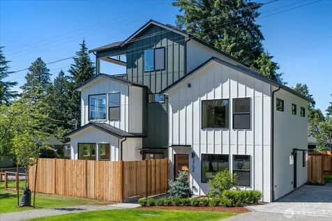 3704 NE 137th Street Seattle WA 98125